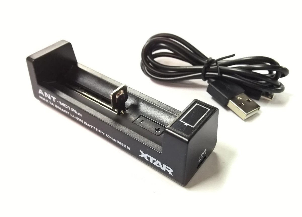 XTAR Charger MC1
